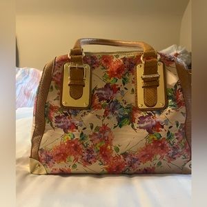 Was limited edition, Floral Aldo purse